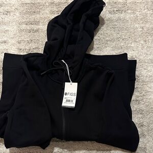 BNWT FIGS ON SHIFT FULL ZIP HOODIE